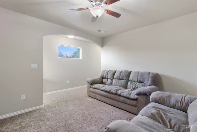 595 I B Perrine Rd, Twin Falls, ID 83301