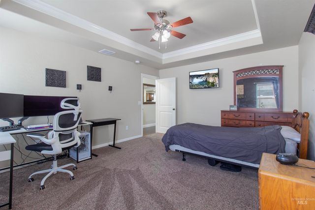 595 I B Perrine Rd, Twin Falls, ID 83301