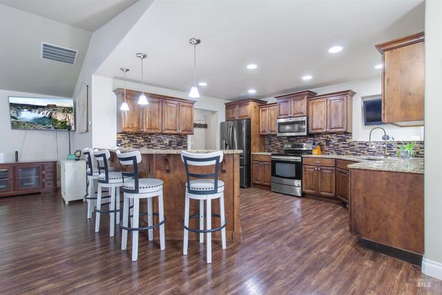 595 I B Perrine Rd, Twin Falls, ID 83301