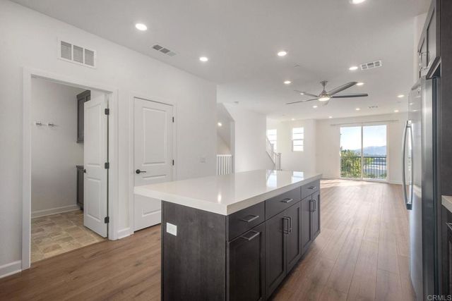 1222 Sunrise View 104, San Marcos, CA 92078