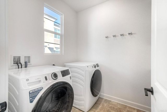 1222 Sunrise View 104, San Marcos, CA 92078