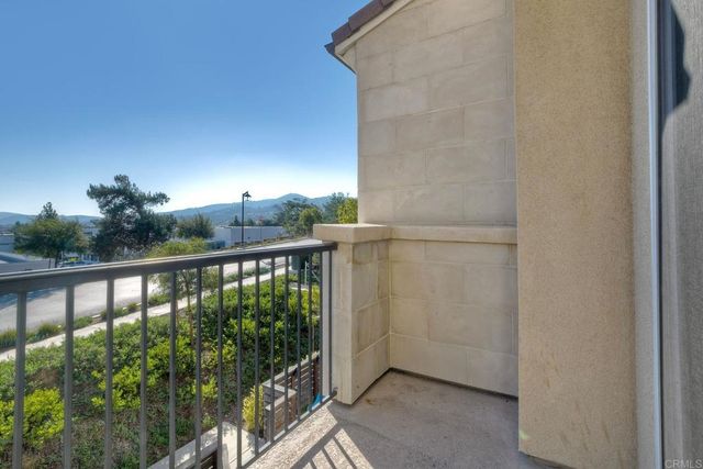 1222 Sunrise View 104, San Marcos, CA 92078