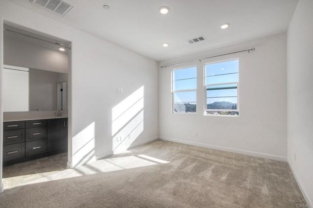 1222 Sunrise View 104, San Marcos, CA 92078