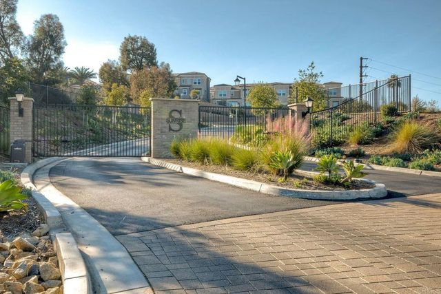 1222 Sunrise View 104, San Marcos, CA 92078