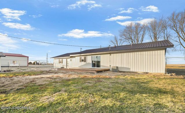 69985 US-50, Tipton, MO 65081