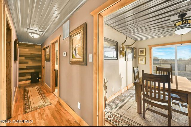 69985 US-50, Tipton, MO 65081