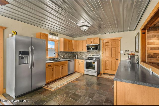 69985 US-50, Tipton, MO 65081