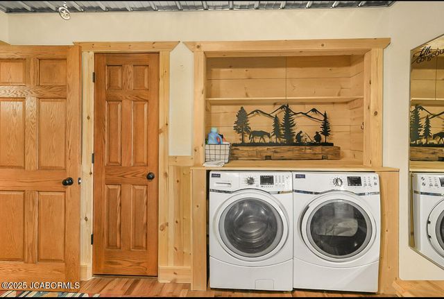 69985 US-50, Tipton, MO 65081