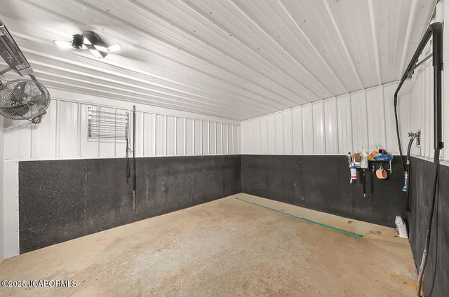 69985 US-50, Tipton, MO 65081