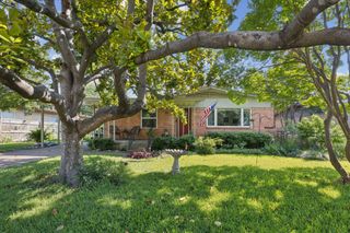 8930 Liptonshire Drive, Dallas, TX 75238