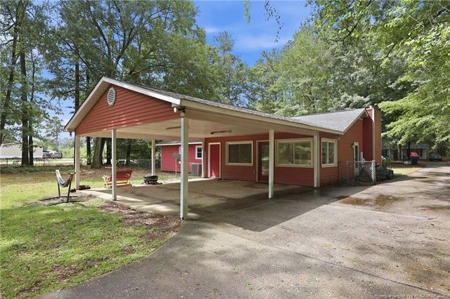 5499 Landview Place, Hope Mills, NC 28348