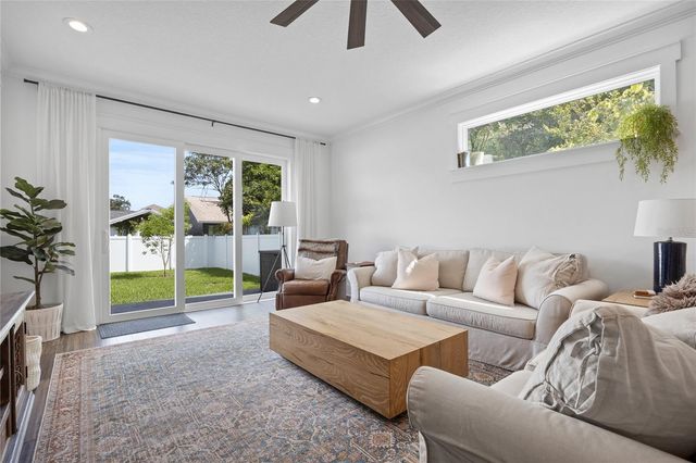 911 W ADALEE STREET, Tampa, FL 33603