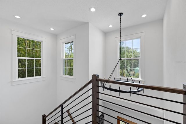 911 W ADALEE STREET, Tampa, FL 33603