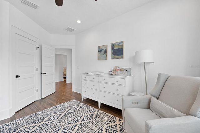 911 W ADALEE STREET, Tampa, FL 33603