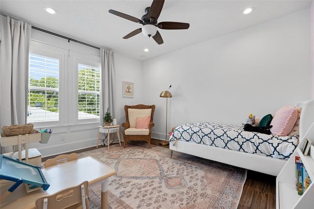 911 W ADALEE STREET, Tampa, FL 33603