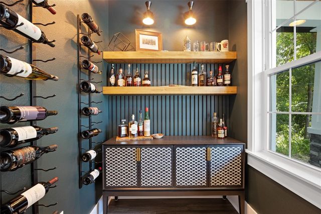 911 W ADALEE STREET, Tampa, FL 33603