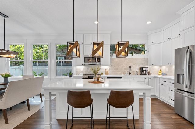 911 W ADALEE STREET, Tampa, FL 33603