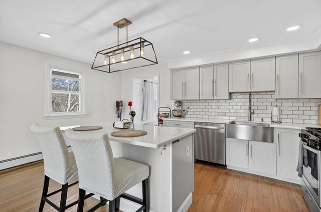 17 Elizia Circle, Lowell, MA 01854