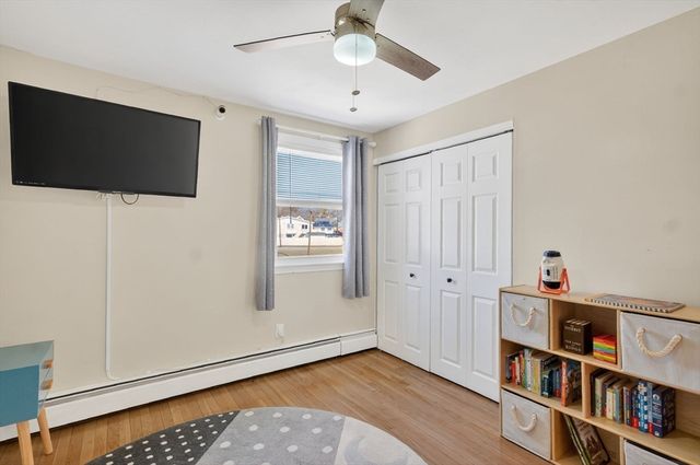 17 Elizia Circle, Lowell, MA 01854