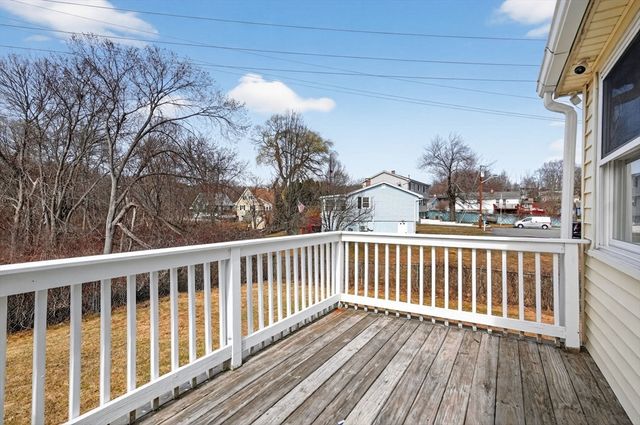 17 Elizia Circle, Lowell, MA 01854
