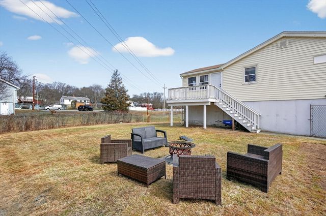 17 Elizia Circle, Lowell, MA 01854