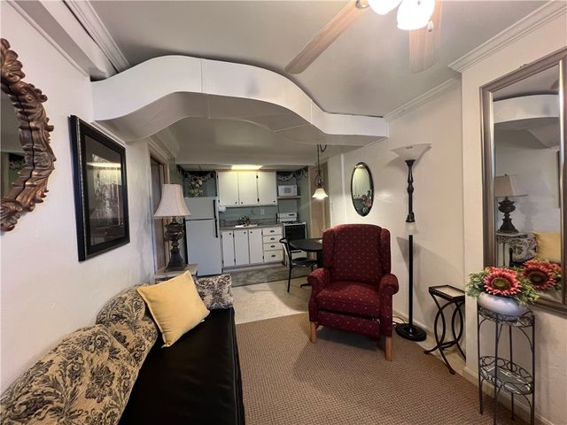 602 Riverview Dr, Dravosburg, PA 15034