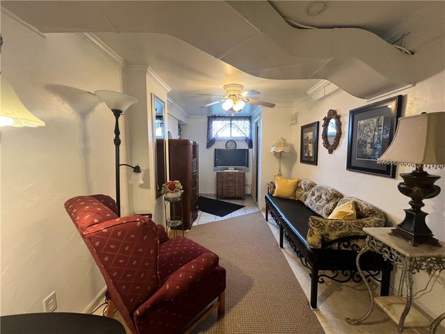 602 Riverview Dr, Dravosburg, PA 15034