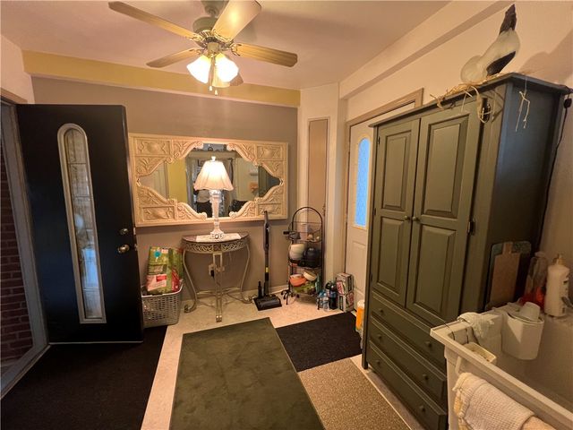 602 Riverview Dr, Dravosburg, PA 15034