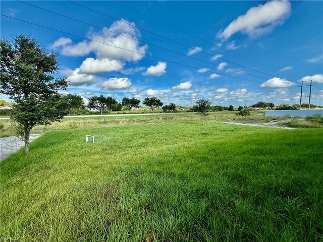 2708 Floyd AVE S, Lehigh Acres, FL 33976