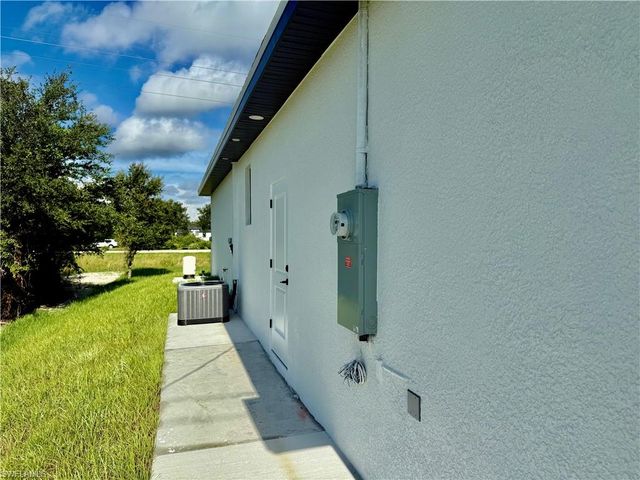 2708 Floyd AVE S, Lehigh Acres, FL 33976