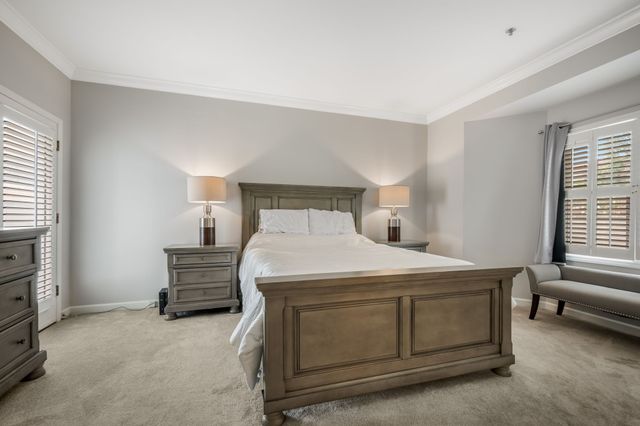 3818 West End Ave Apt 105, Nashville, TN 37205
