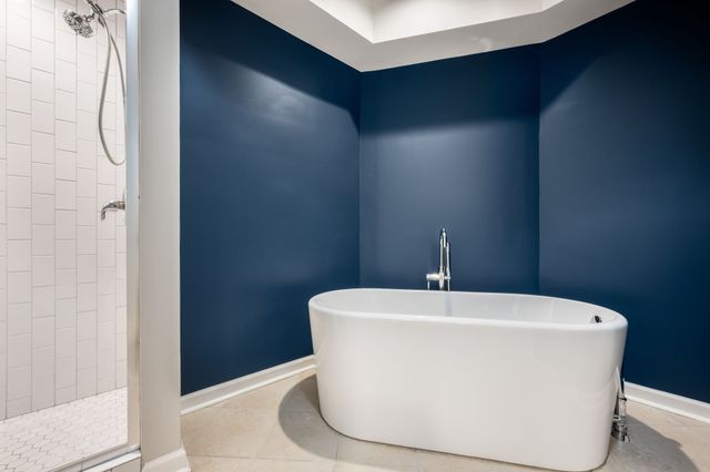 3818 West End Ave Apt 105, Nashville, TN 37205