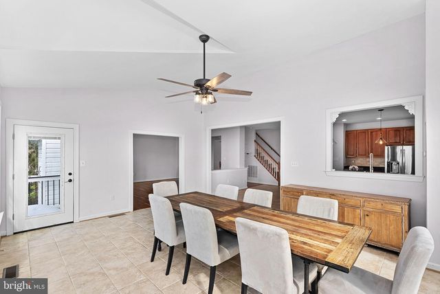 17229 GRAND VALLEY CT, Round Hill, VA 20141