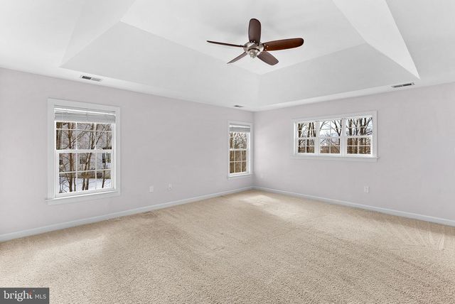 17229 GRAND VALLEY CT, Round Hill, VA 20141