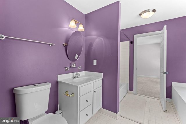 17229 GRAND VALLEY CT, Round Hill, VA 20141