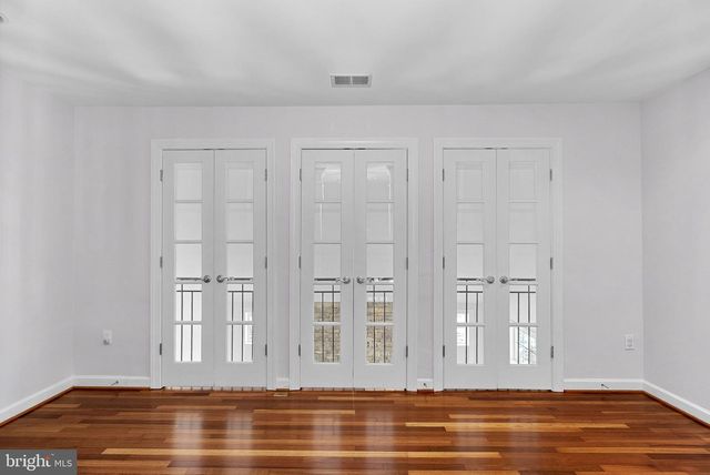 17229 GRAND VALLEY CT, Round Hill, VA 20141