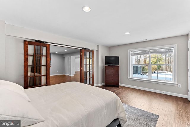 17229 GRAND VALLEY CT, Round Hill, VA 20141