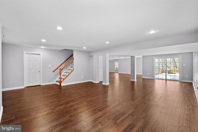 17229 GRAND VALLEY CT, Round Hill, VA 20141