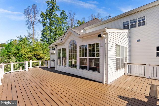 17229 GRAND VALLEY CT, Round Hill, VA 20141