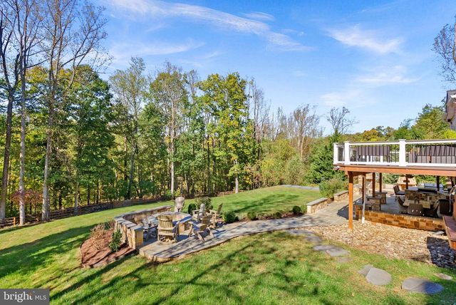 17229 GRAND VALLEY CT, Round Hill, VA 20141