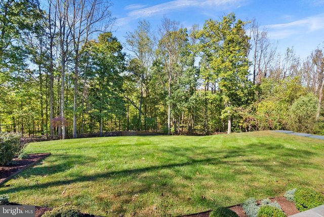 17229 GRAND VALLEY CT, Round Hill, VA 20141