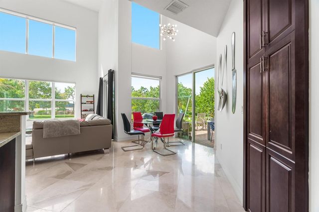 7797 Maywood Crest Drive, West Palm Beach, FL 33412