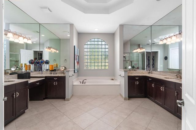 7797 Maywood Crest Drive, West Palm Beach, FL 33412