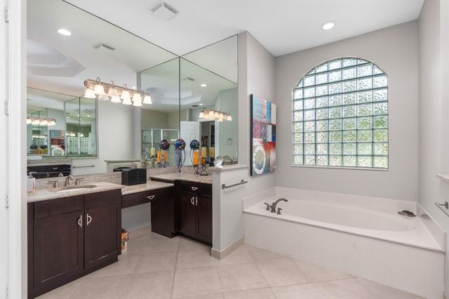 7797 Maywood Crest Drive, West Palm Beach, FL 33412