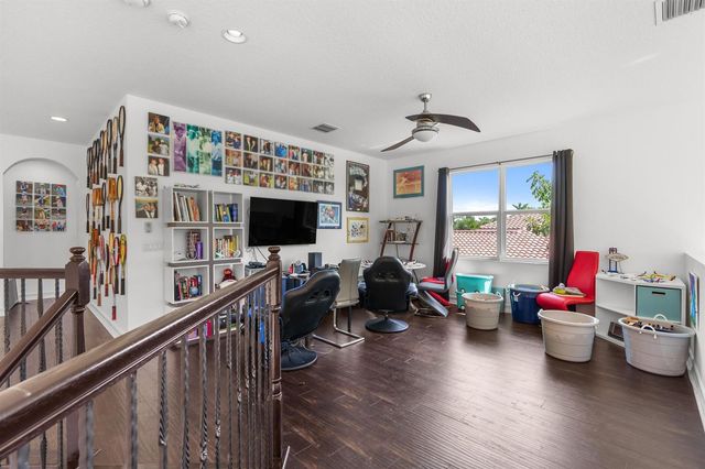 7797 Maywood Crest Drive, West Palm Beach, FL 33412
