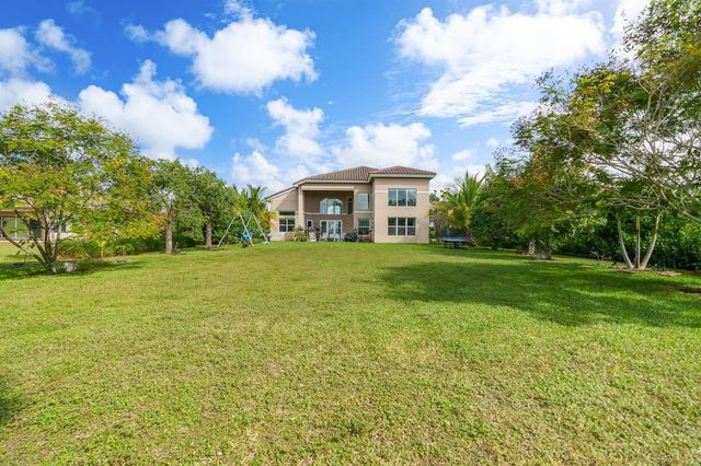 7797 Maywood Crest Drive, West Palm Beach, FL 33412
