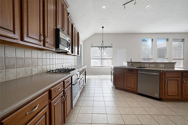 10910 Blackberry Lane, Frisco, TX 75033