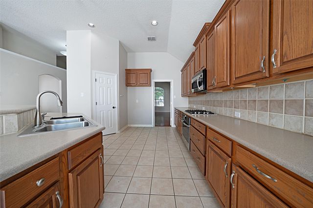 10910 Blackberry Lane, Frisco, TX 75033
