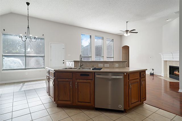 10910 Blackberry Lane, Frisco, TX 75033