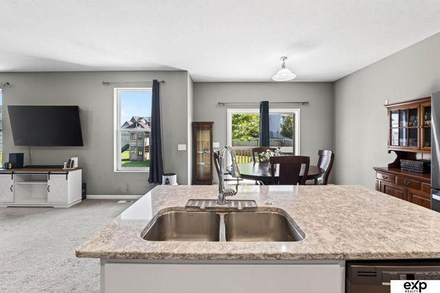 11503 Shepard Street, Papillion, NE 68046
